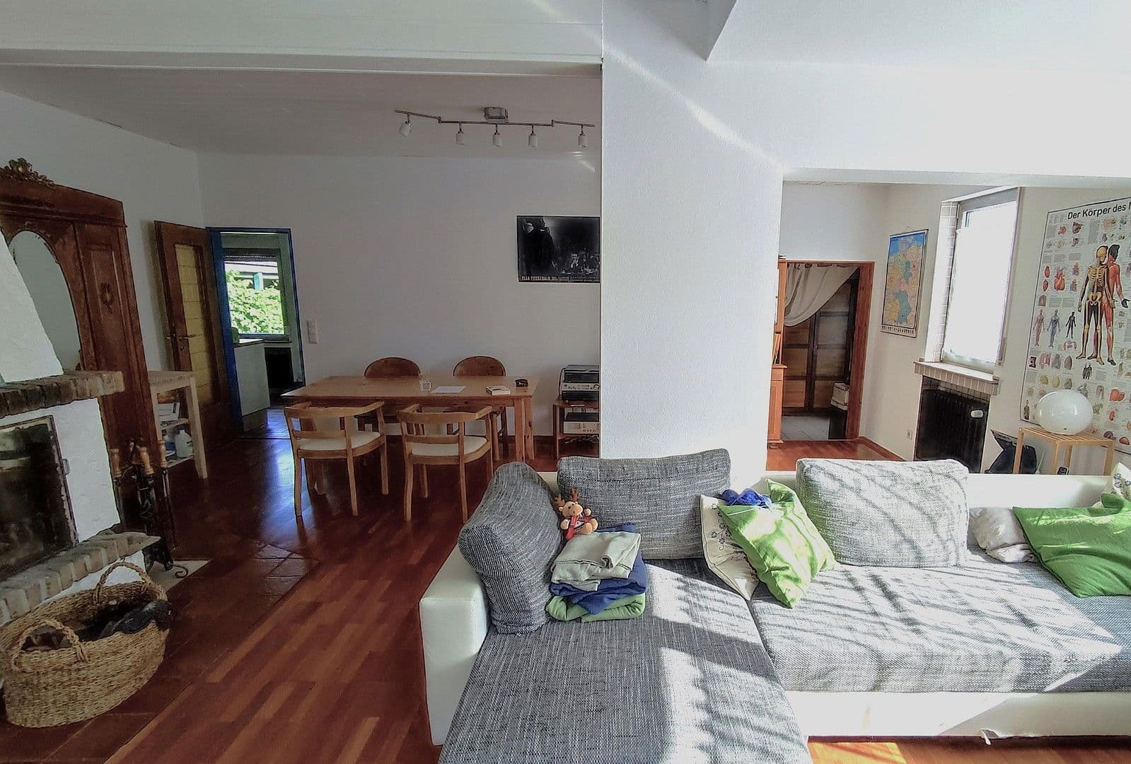 Prodej domu 147 m², pozemek 410 m², Fliederweg 8, Solingen, Severní Porýní-Vestfálsko Prodej domu 147 m², pozemek 410 m², Fliederweg 8, Solingen, Severní Porýní-Vestfálsko
