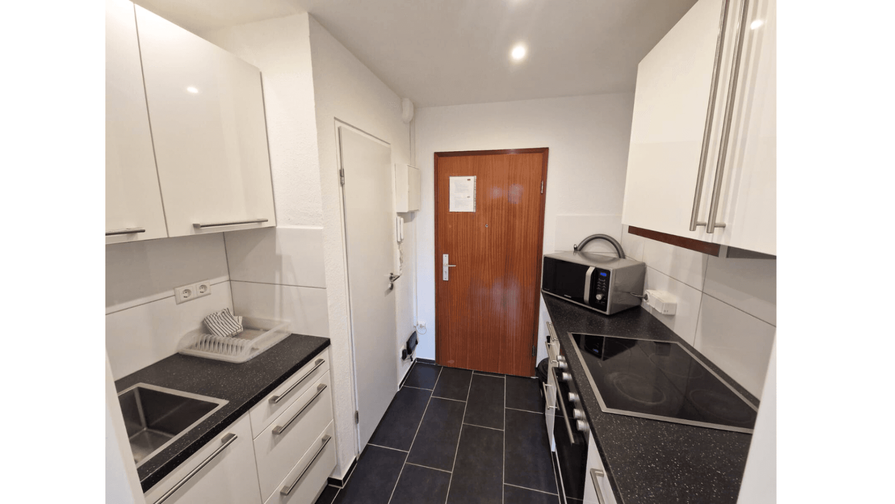 Prodej bytu 1+1 18 m², Sophienstr. 69, Karlsruhe, Bádensko-Württembersko Prodej bytu 1+1 18 m², Sophienstr. 69, Karlsruhe, Bádensko-Württembersko