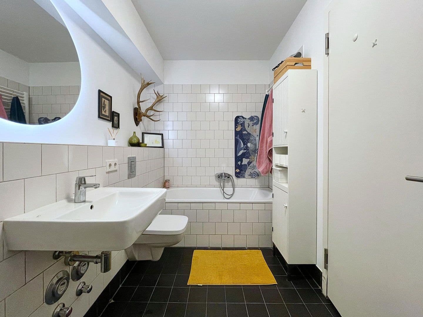 Prodej bytu 4+1 123 m², Berlin - Tempelhof, Berlín Prodej bytu 4+1 123 m², Berlin - Tempelhof, Berlín