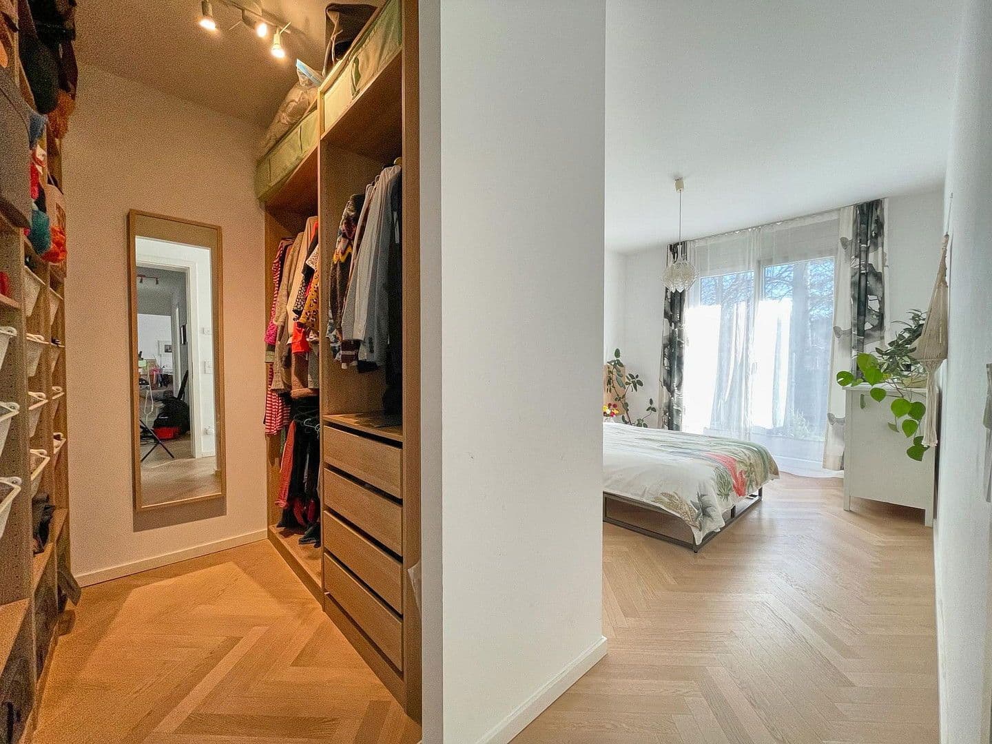 Prodej bytu 4+1 123 m², Berlin - Tempelhof, Berlín Prodej bytu 4+1 123 m², Berlin - Tempelhof, Berlín