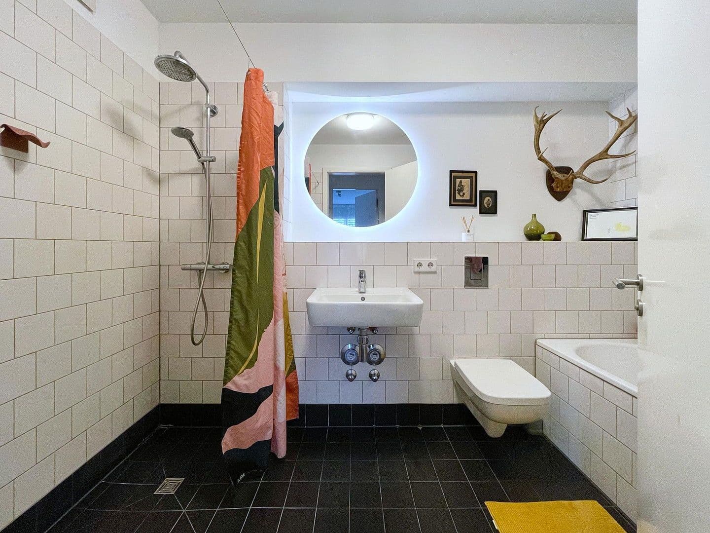 Prodej bytu 4+1 123 m², Berlin - Tempelhof, Berlín Prodej bytu 4+1 123 m², Berlin - Tempelhof, Berlín