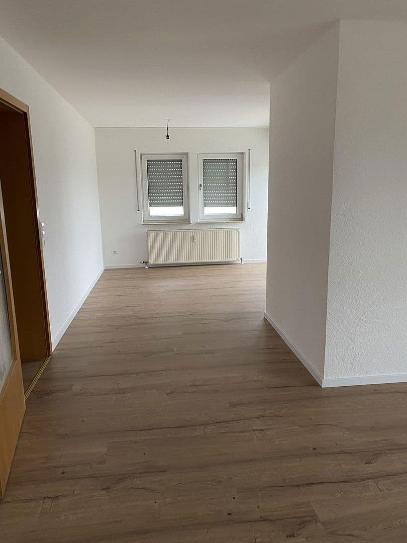 Pronájem bytu 3+kk 73 m², Adelsheim, Bádensko-Württembersko Pronájem bytu 3+kk 73 m², Adelsheim, Bádensko-Württembersko