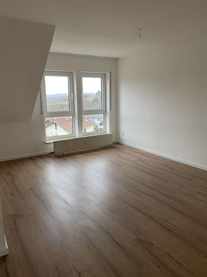 Pronájem bytu 3+kk 73 m², Adelsheim, Bádensko-Württembersko Pronájem bytu 3+kk 73 m², Adelsheim, Bádensko-Württembersko