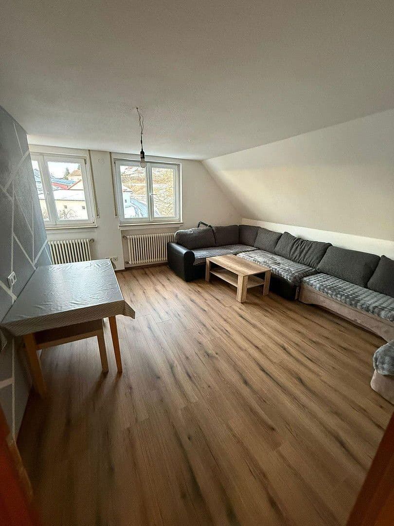 Pronájem bytu 2+1 45 m², Hohenfelser Str. 6, Mühlingen, Bádensko-Württembersko Pronájem bytu 2+1 45 m², Hohenfelser Str. 6, Mühlingen, Bádensko-Württembersko