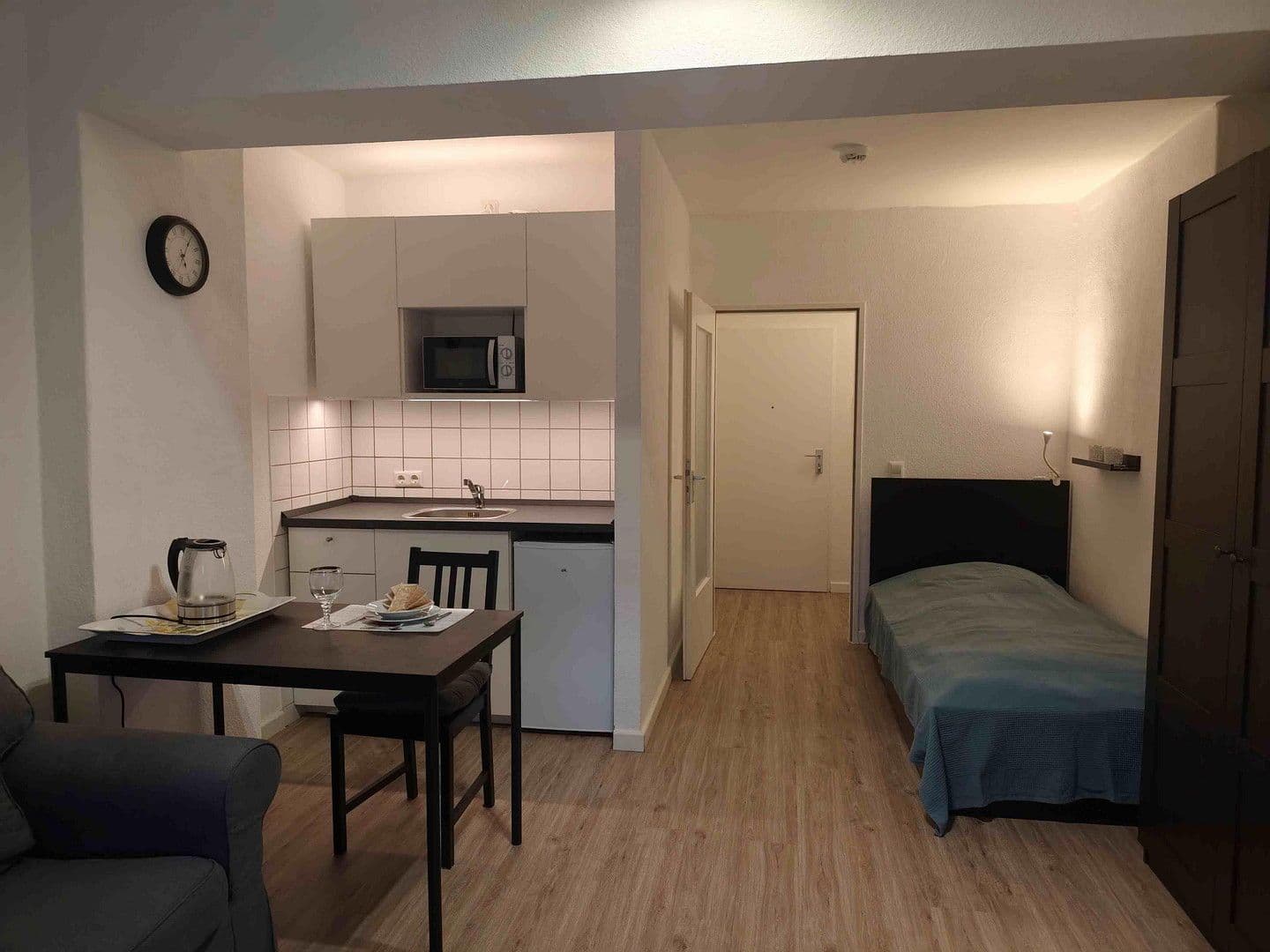 Pronájem bytu 1+1 27 m², Hamburg, Hamburg Pronájem bytu 1+1 27 m², Hamburg, Hamburg