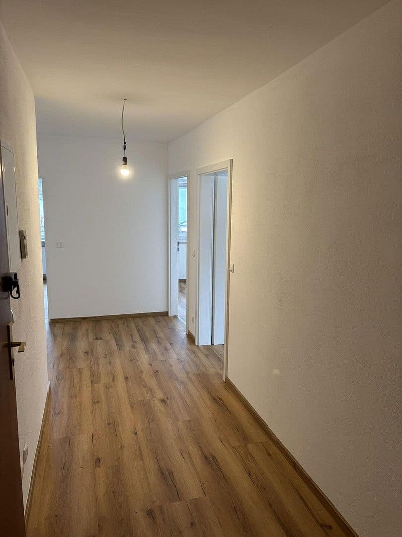 Pronájem bytu 3+1 90 m², Straubing, Bavorsko Pronájem bytu 3+1 90 m², Straubing, Bavorsko