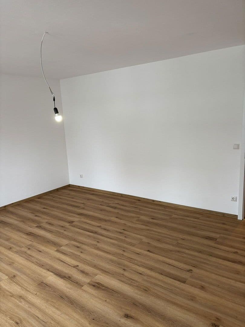 Pronájem bytu 3+1 90 m², Straubing, Bavorsko Pronájem bytu 3+1 90 m², Straubing, Bavorsko