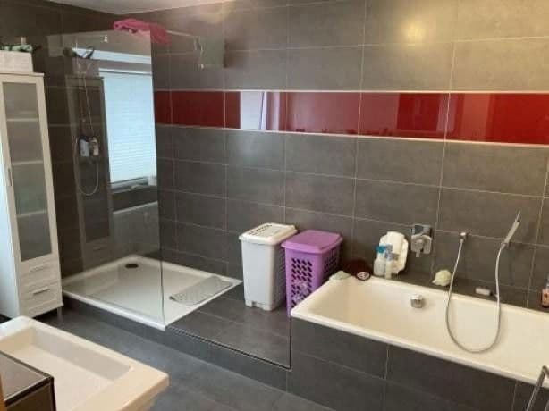 Prodej bytu 4+1 118 m², Kreuztal, Severní Porýní-Vestfálsko Prodej bytu 4+1 118 m², Kreuztal, Severní Porýní-Vestfálsko