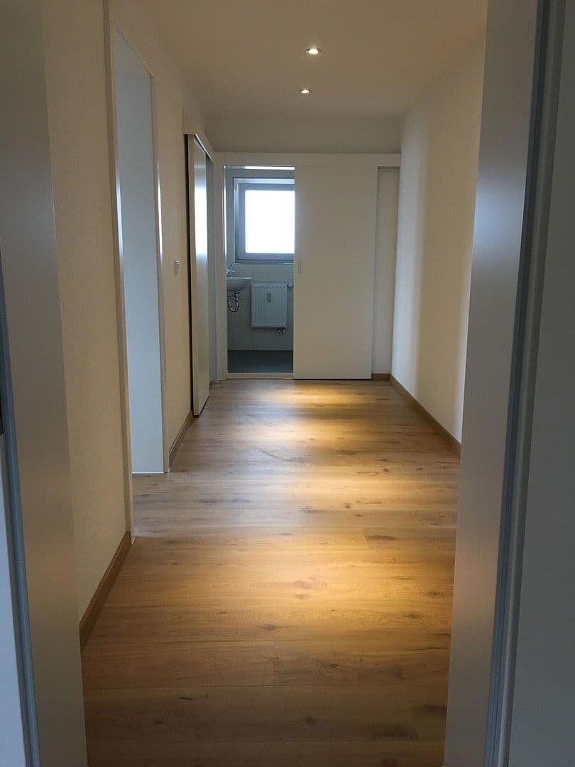 Pronájem bytu 5+1 152 m², Simmern/Hunsrück, Porýní-Falc Pronájem bytu 5+1 152 m², Simmern/Hunsrück, Porýní-Falc