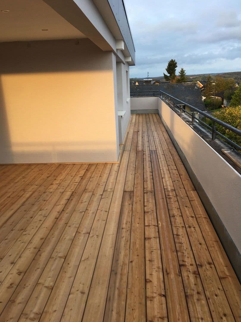 Pronájem bytu 5+1 152 m², Simmern/Hunsrück, Porýní-Falc Pronájem bytu 5+1 152 m², Simmern/Hunsrück, Porýní-Falc