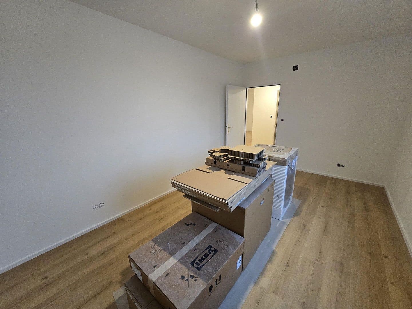 Pronájem bytu 4+1 113 m², Waidhausenstraße 45, Wien, Wien Pronájem bytu 4+1 113 m², Waidhausenstraße 45, Wien, Wien