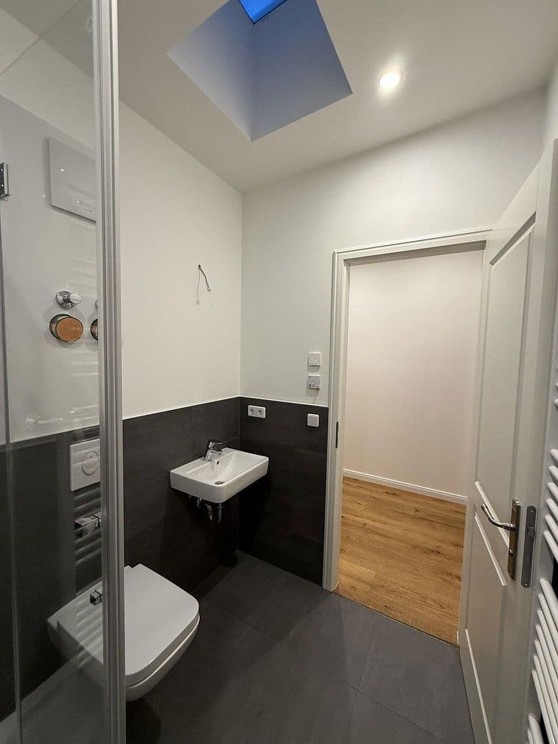 Pronájem bytu 1+1 36 m², Kantstraße, Berlin, Berlín Pronájem bytu 1+1 36 m², Kantstraße, Berlin, Berlín