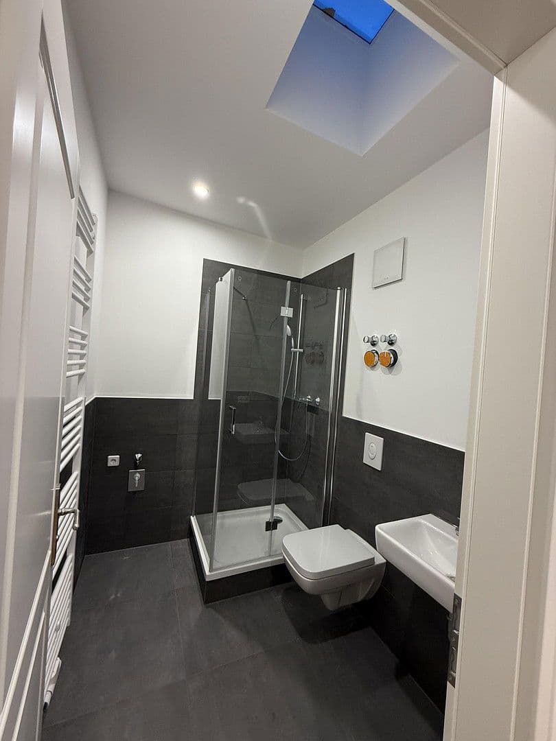 Pronájem bytu 1+1 36 m², Kantstraße, Berlin, Berlín Pronájem bytu 1+1 36 m², Kantstraße, Berlin, Berlín