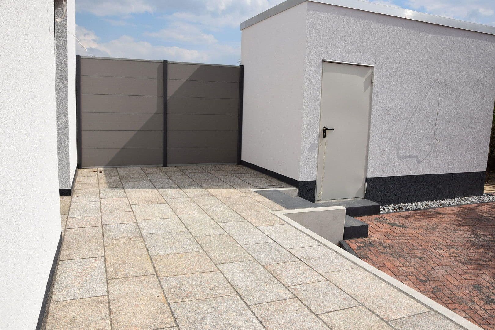 Pronájem bytu 2+1 60 m², Braunschweig, Dolní Sasko Pronájem bytu 2+1 60 m², Braunschweig, Dolní Sasko