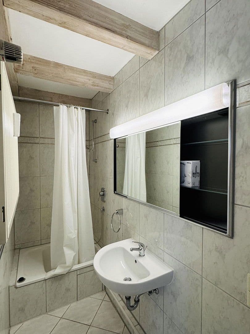 Pronájem bytu 3+1 58 m², Landhausstraße 4, Böblingen, Bádensko-Württembersko Pronájem bytu 3+1 58 m², Landhausstraße 4, Böblingen, Bádensko-Württembersko