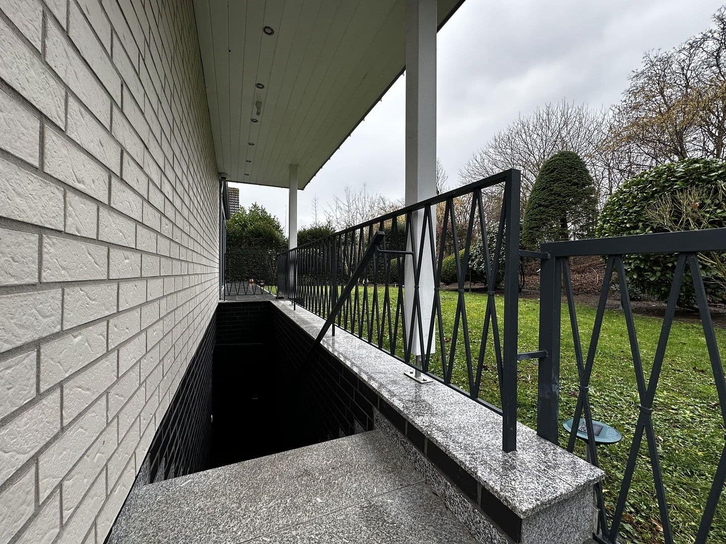 Pronájem bytu 2+1 50 m², Pestalozzistraße 44, Köln, Severní Porýní-Vestfálsko Pronájem bytu 2+1 50 m², Pestalozzistraße 44, Köln, Severní Porýní-Vestfálsko