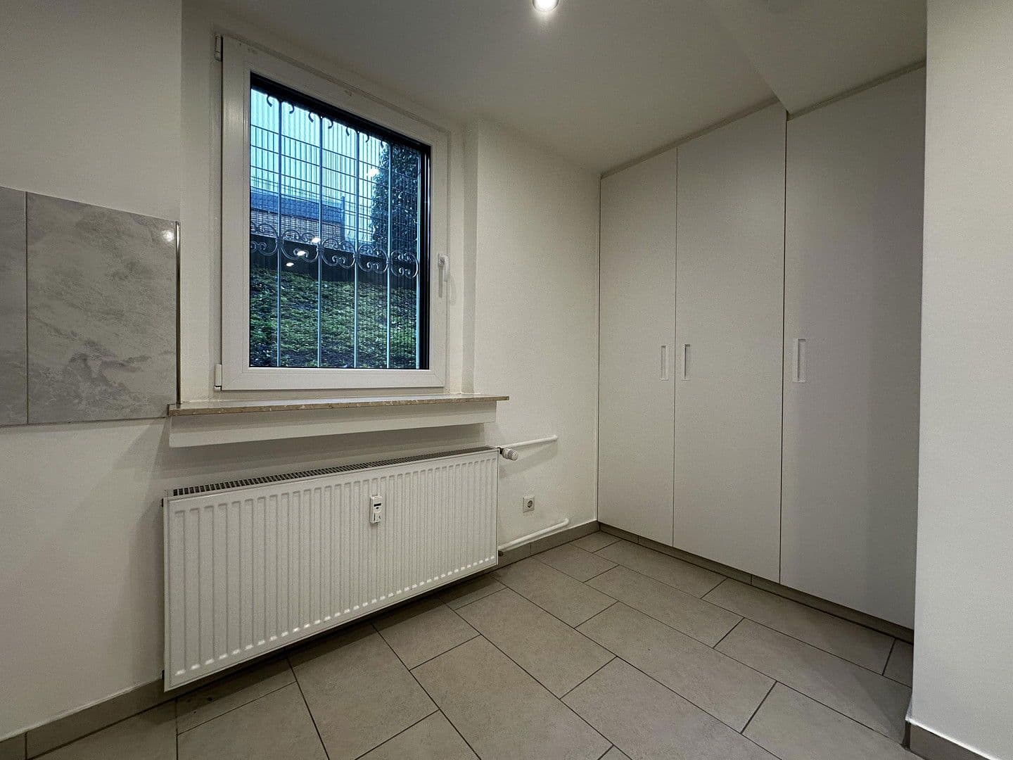 Pronájem bytu 2+1 50 m², Pestalozzistraße 44, Köln, Severní Porýní-Vestfálsko Pronájem bytu 2+1 50 m², Pestalozzistraße 44, Köln, Severní Porýní-Vestfálsko