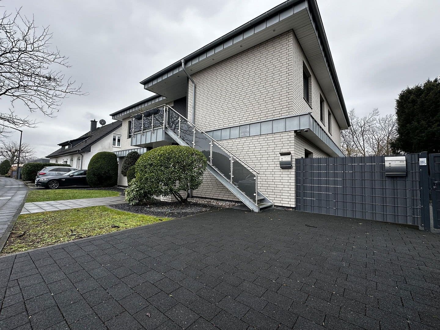 Pronájem bytu 2+1 50 m², Pestalozzistraße 44, Köln, Severní Porýní-Vestfálsko Pronájem bytu 2+1 50 m², Pestalozzistraße 44, Köln, Severní Porýní-Vestfálsko