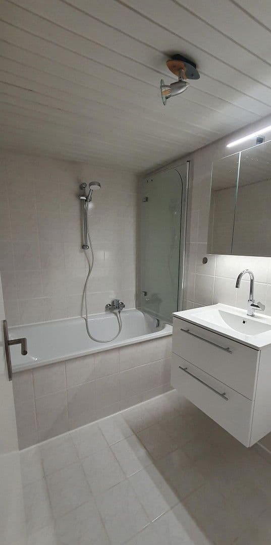 Pronájem bytu 2+kk 69 m², Schlichtestraße 32, Burladingen, Bádensko-Württembersko Pronájem bytu 2+kk 69 m², Schlichtestraße 32, Burladingen, Bádensko-Württembersko