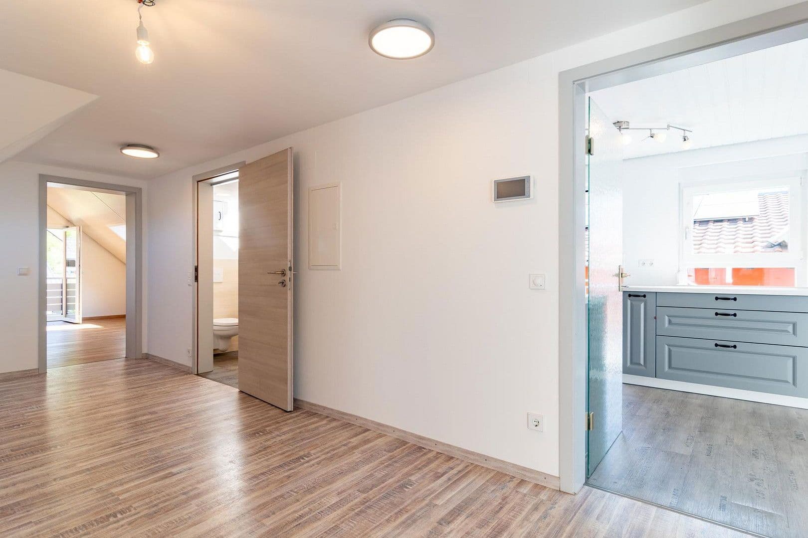 Pronájem bytu 4+1 88 m², Altenstrasse 70, Annweiler am Trifels, Porýní-Falc Pronájem bytu 4+1 88 m², Altenstrasse 70, Annweiler am Trifels, Porýní-Falc