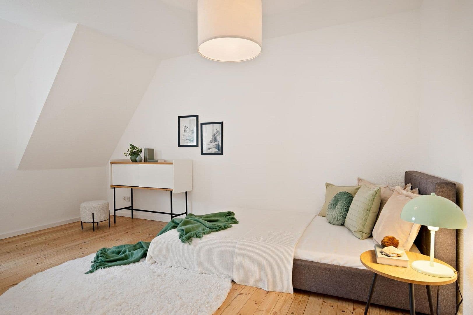 Prodej domu 105 m², pozemek 480 m², Nauroder Str. 71, Wiesbaden, Hessen Prodej domu 105 m², pozemek 480 m², Nauroder Str. 71, Wiesbaden, Hessen