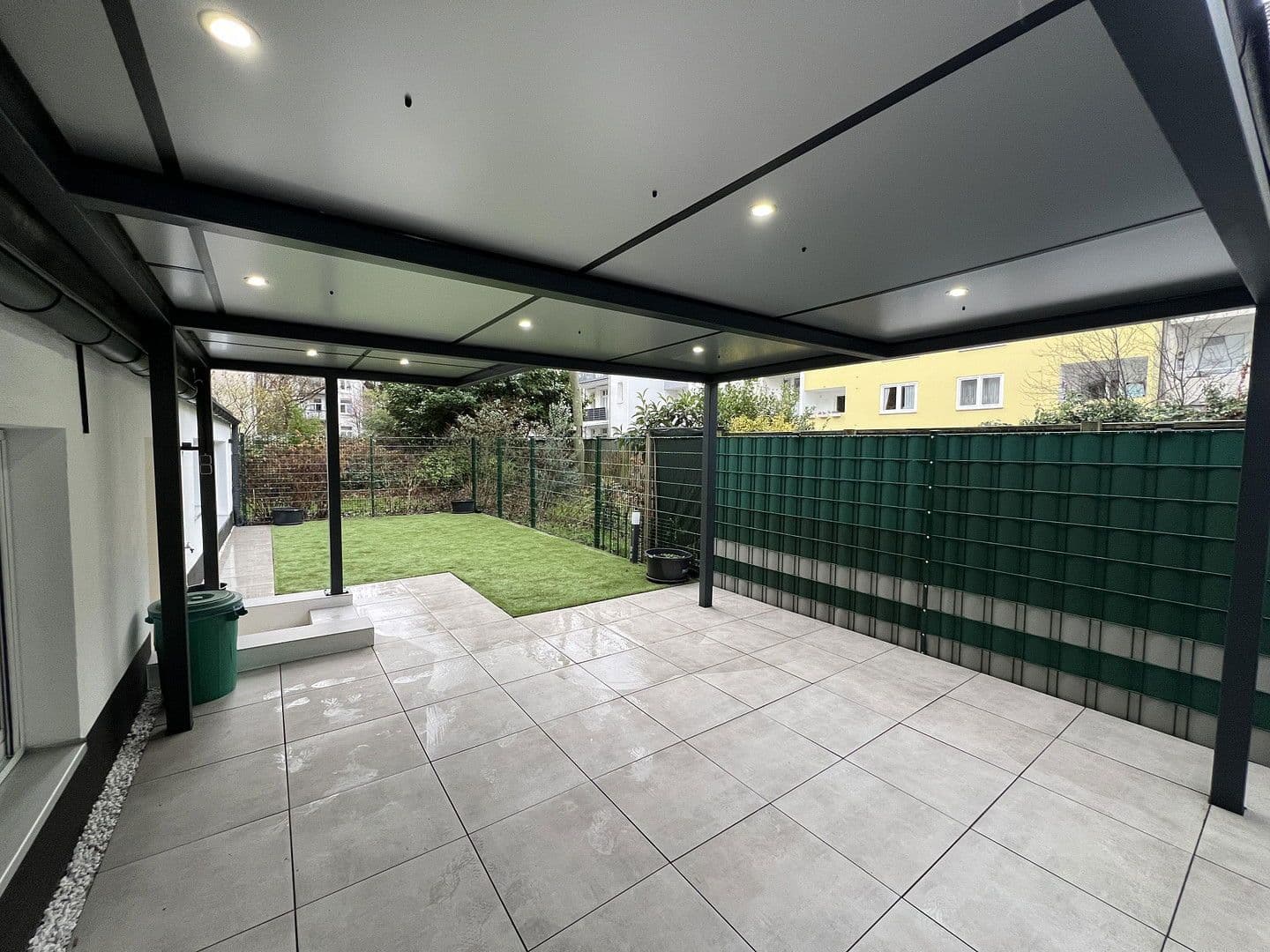 Pronájem bytu 2+1 50 m², Kleverstraße 64, Düsseldorf, Severní Porýní-Vestfálsko Pronájem bytu 2+1 50 m², Kleverstraße 64, Düsseldorf, Severní Porýní-Vestfálsko