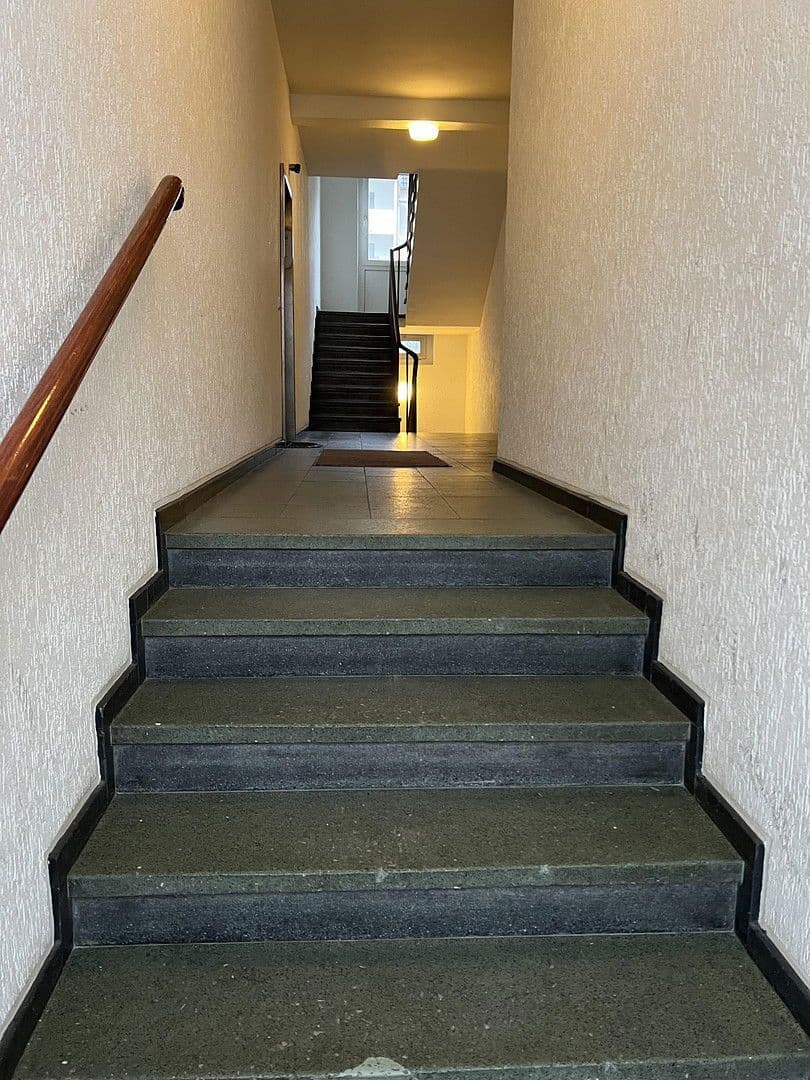 Pronájem bytu 2+1 50 m², Kleverstraße 64, Düsseldorf, Severní Porýní-Vestfálsko Pronájem bytu 2+1 50 m², Kleverstraße 64, Düsseldorf, Severní Porýní-Vestfálsko