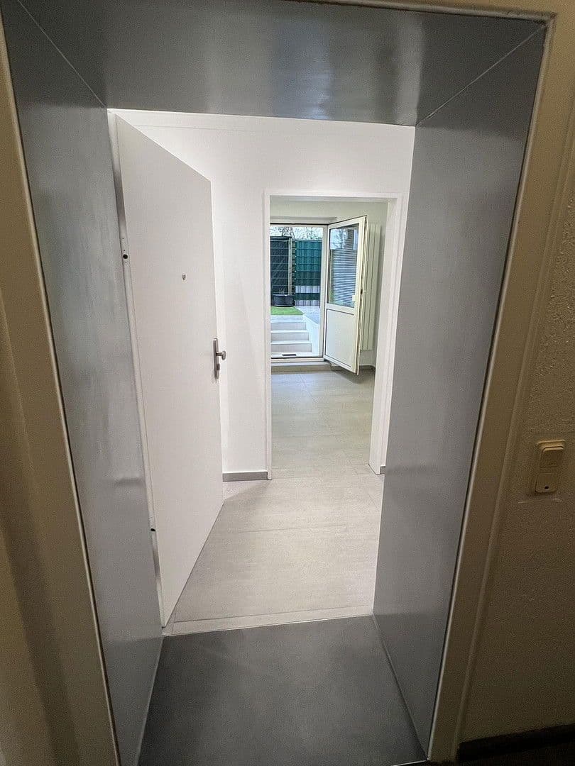 Pronájem bytu 2+1 50 m², Kleverstraße 64, Düsseldorf, Severní Porýní-Vestfálsko Pronájem bytu 2+1 50 m², Kleverstraße 64, Düsseldorf, Severní Porýní-Vestfálsko