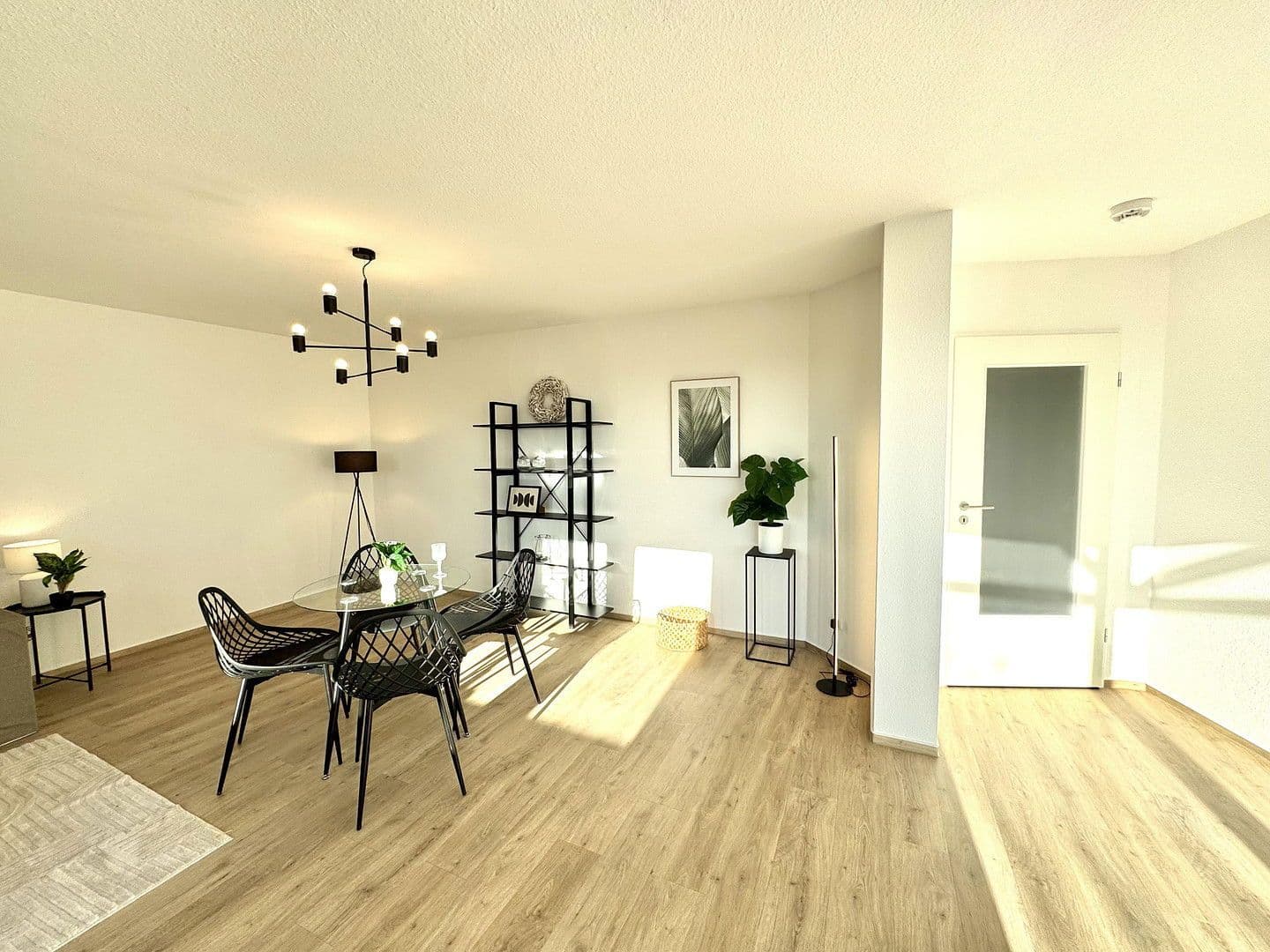 Prodej bytu 3+1 81 m², Schwerin, Mecklenburg-Vorpommern Prodej bytu 3+1 81 m², Schwerin, Mecklenburg-Vorpommern