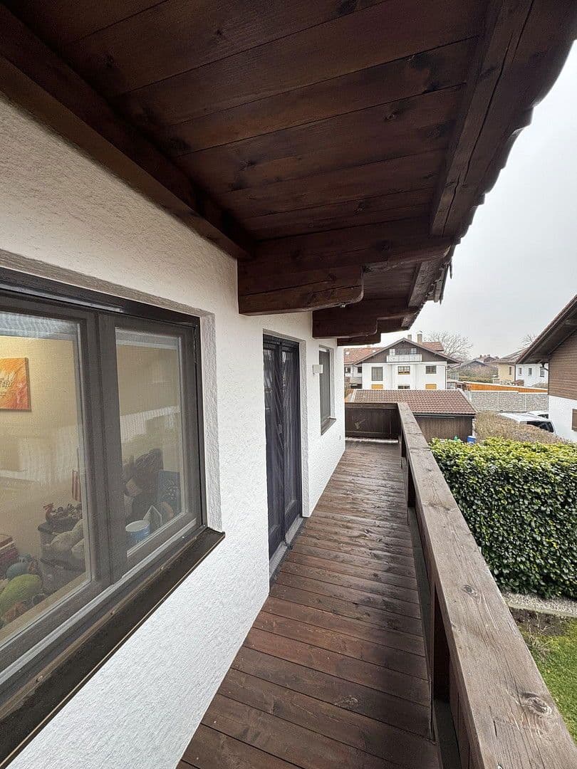 Prodej bytu 4+1 145 m², Aiblingerstraße 6, Bruckmühl, Bavorsko Prodej bytu 4+1 145 m², Aiblingerstraße 6, Bruckmühl, Bavorsko