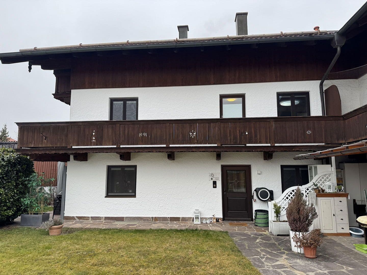 Prodej bytu 4+1 145 m², Aiblingerstraße 6, Bruckmühl, Bavorsko Prodej bytu 4+1 145 m², Aiblingerstraße 6, Bruckmühl, Bavorsko