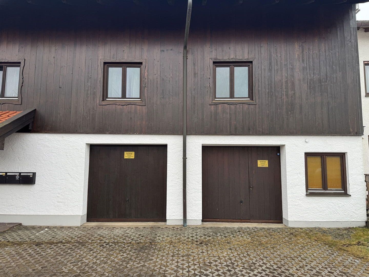 Prodej bytu 4+1 145 m², Aiblingerstraße 6, Bruckmühl, Bavorsko Prodej bytu 4+1 145 m², Aiblingerstraße 6, Bruckmühl, Bavorsko