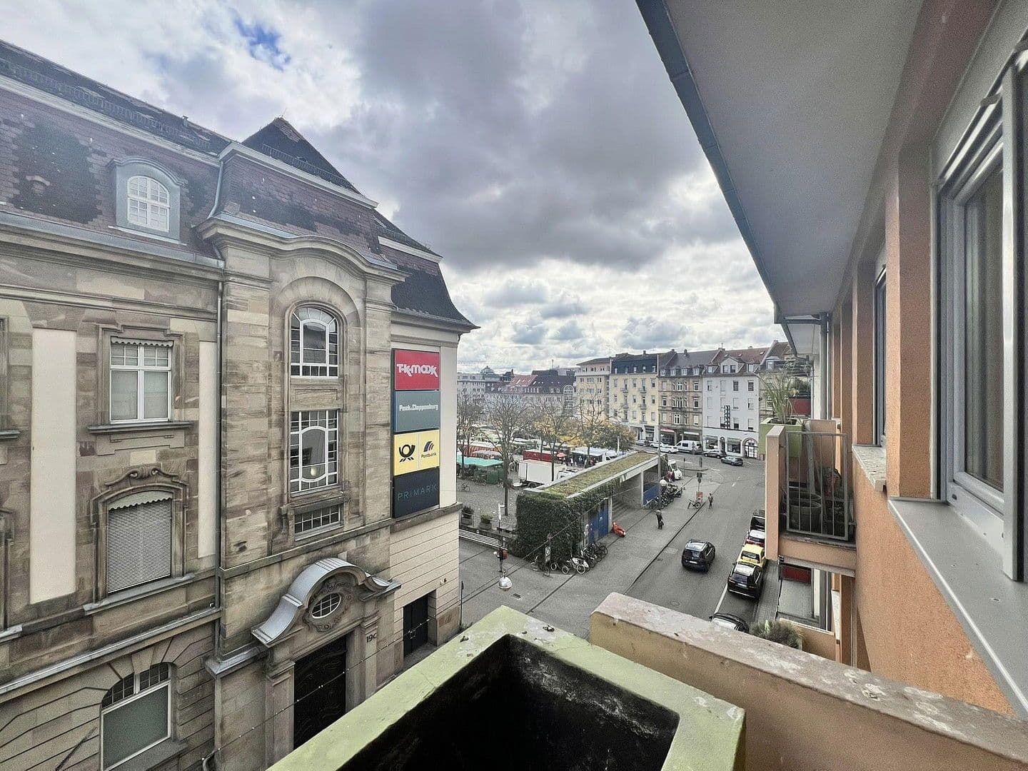 Pronájem bytu 2+1 56 m², Douglasstr. 28/30, Karlsruhe, Bádensko-Württembersko Pronájem bytu 2+1 56 m², Douglasstr. 28/30, Karlsruhe, Bádensko-Württembersko