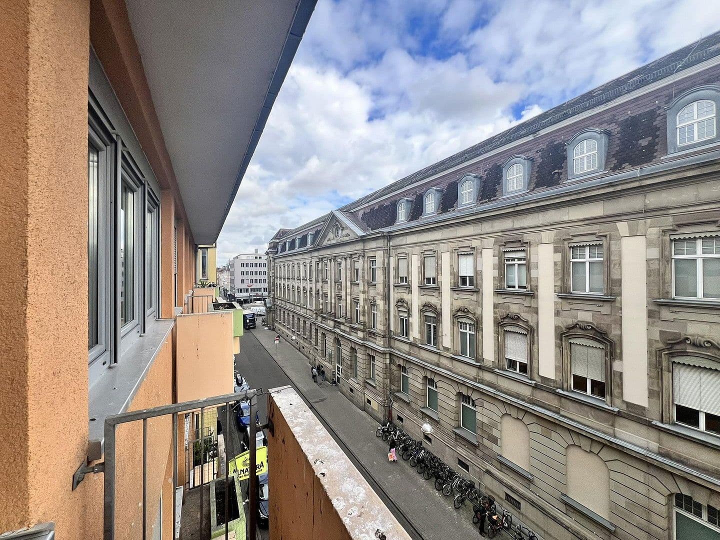 Pronájem bytu 2+1 56 m², Douglasstr. 28/30, Karlsruhe, Bádensko-Württembersko Pronájem bytu 2+1 56 m², Douglasstr. 28/30, Karlsruhe, Bádensko-Württembersko