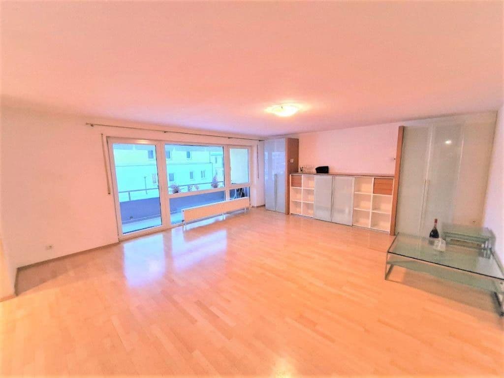 Prodej bytu 6+1 135 m², Neumarkt in der Oberpfalz, Bavorsko Prodej bytu 6+1 135 m², Neumarkt in der Oberpfalz, Bavorsko