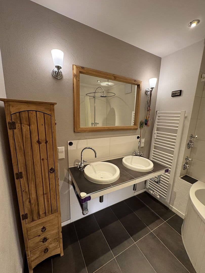 Prodej bytu 4+1 95 m², Heidelberg, Bádensko-Württembersko Prodej bytu 4+1 95 m², Heidelberg, Bádensko-Württembersko