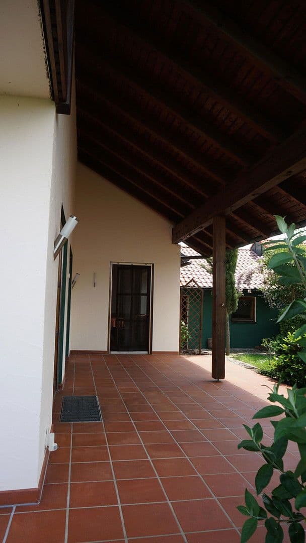 Pronájem bytu 5+1 159 m², Nordendtr 7, Geisenfeld, Bavorsko Pronájem bytu 5+1 159 m², Nordendtr 7, Geisenfeld, Bavorsko