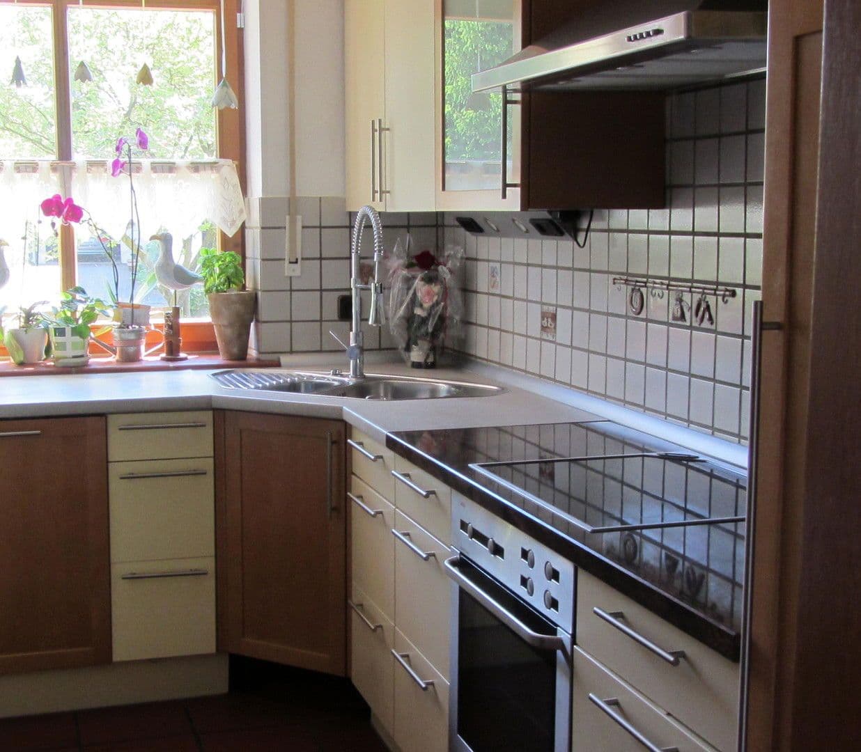 Pronájem bytu 5+1 159 m², Nordendtr 7, Geisenfeld, Bavorsko Pronájem bytu 5+1 159 m², Nordendtr 7, Geisenfeld, Bavorsko