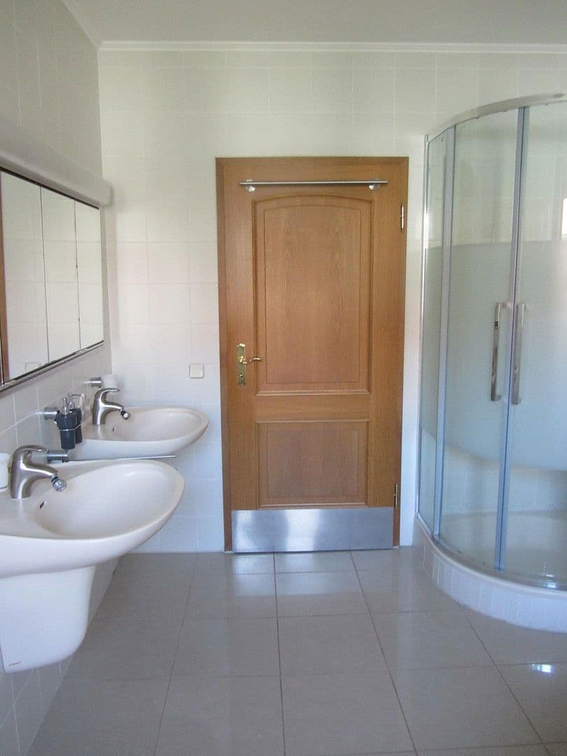 Pronájem bytu 5+1 159 m², Nordendtr 7, Geisenfeld, Bavorsko Pronájem bytu 5+1 159 m², Nordendtr 7, Geisenfeld, Bavorsko