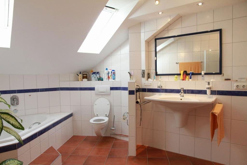 Pronájem kanceláře 240 m², Nidderau, Hessen Pronájem kanceláře 240 m², Nidderau, Hessen