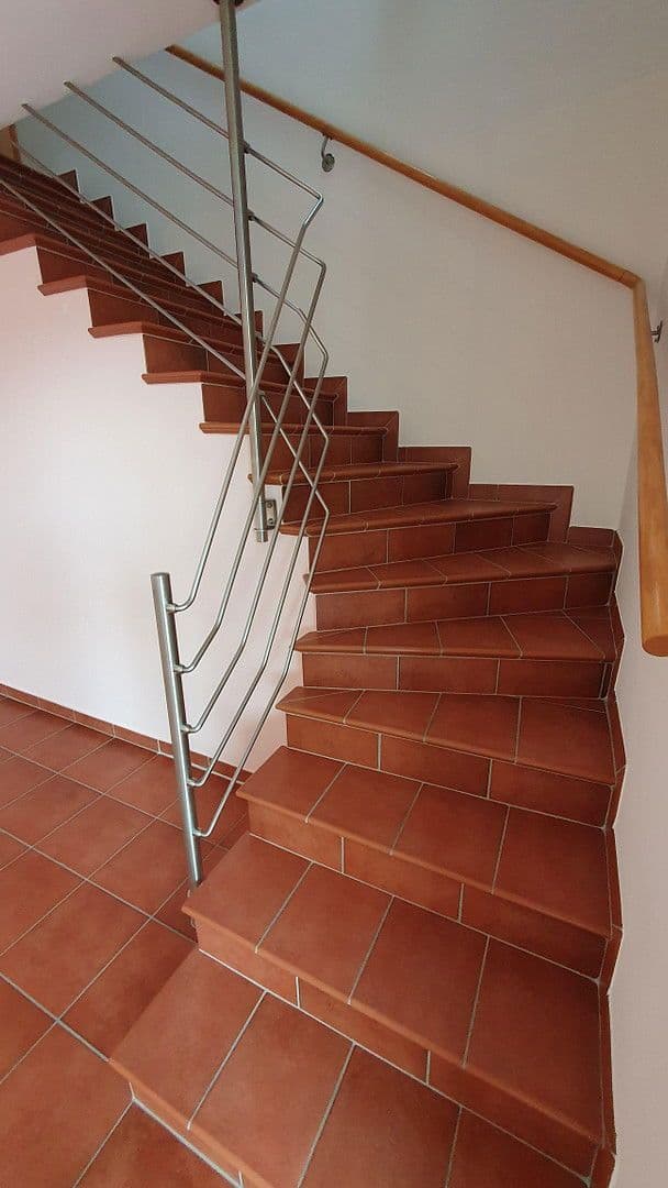 Pronájem kanceláře 240 m², Nidderau, Hessen Pronájem kanceláře 240 m², Nidderau, Hessen