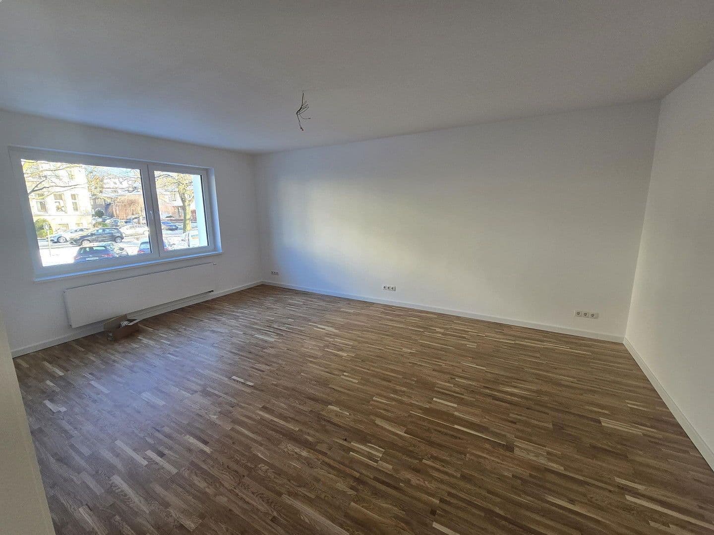 Pronájem bytu 2+1 80 m², Hannover, Dolní Sasko Pronájem bytu 2+1 80 m², Hannover, Dolní Sasko