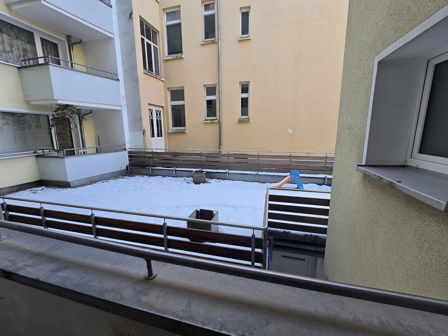 Pronájem bytu 2+1 80 m², Hannover, Dolní Sasko Pronájem bytu 2+1 80 m², Hannover, Dolní Sasko