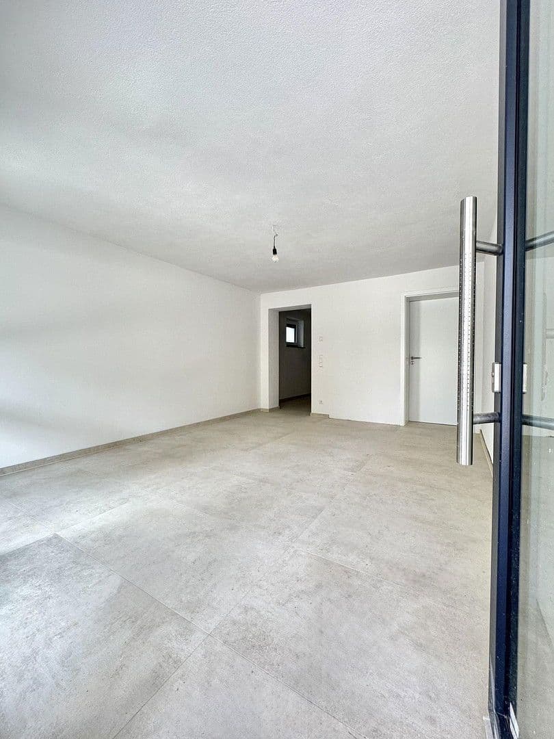 Pronájem bytu 1+kk 38 m², Wasenstraße 31, Stuttgart, Bádensko-Württembersko Pronájem bytu 1+kk 38 m², Wasenstraße 31, Stuttgart, Bádensko-Württembersko