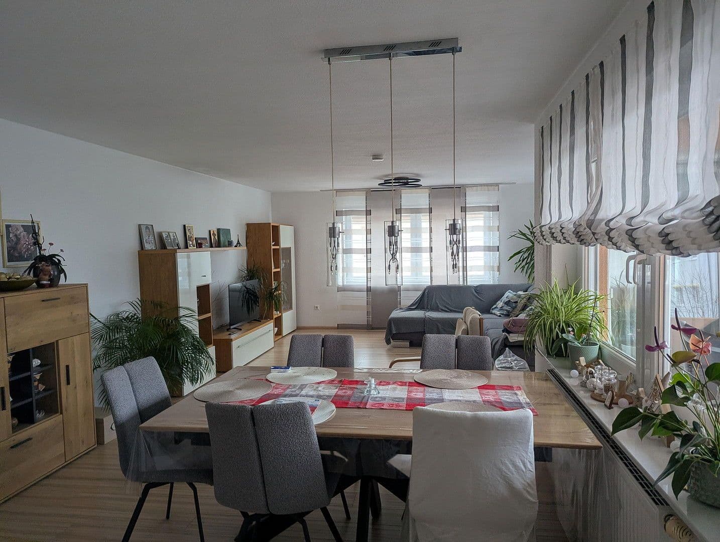 Prodej bytu 4+1 125 m², Oftersheim, Bádensko-Württembersko Prodej bytu 4+1 125 m², Oftersheim, Bádensko-Württembersko