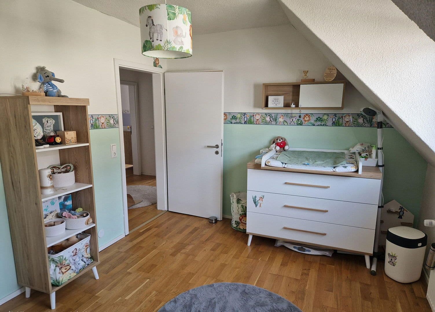 Prodej domu 155 m², pozemek 650 m², Große Rheinstraße 11, Philippsburg, Bádensko-Württembersko Prodej domu 155 m², pozemek 650 m², Große Rheinstraße 11, Philippsburg, Bádensko-Württembersko