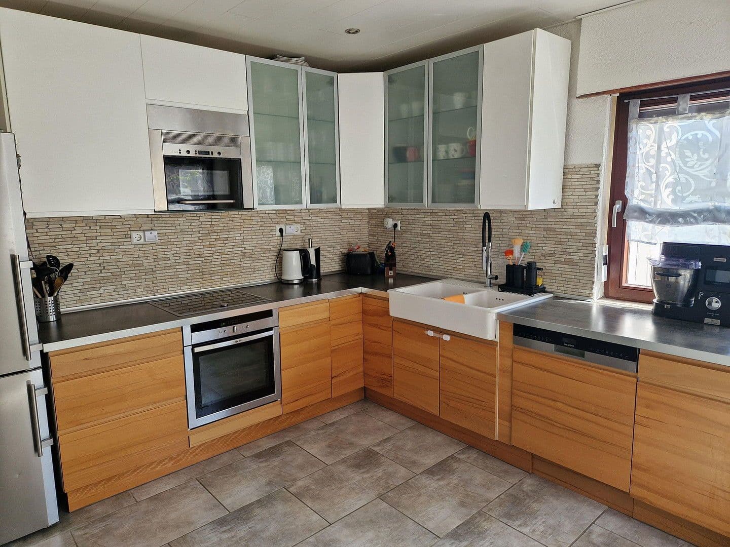 Prodej domu 155 m², pozemek 650 m², Große Rheinstraße 11, Philippsburg, Bádensko-Württembersko Prodej domu 155 m², pozemek 650 m², Große Rheinstraße 11, Philippsburg, Bádensko-Württembersko