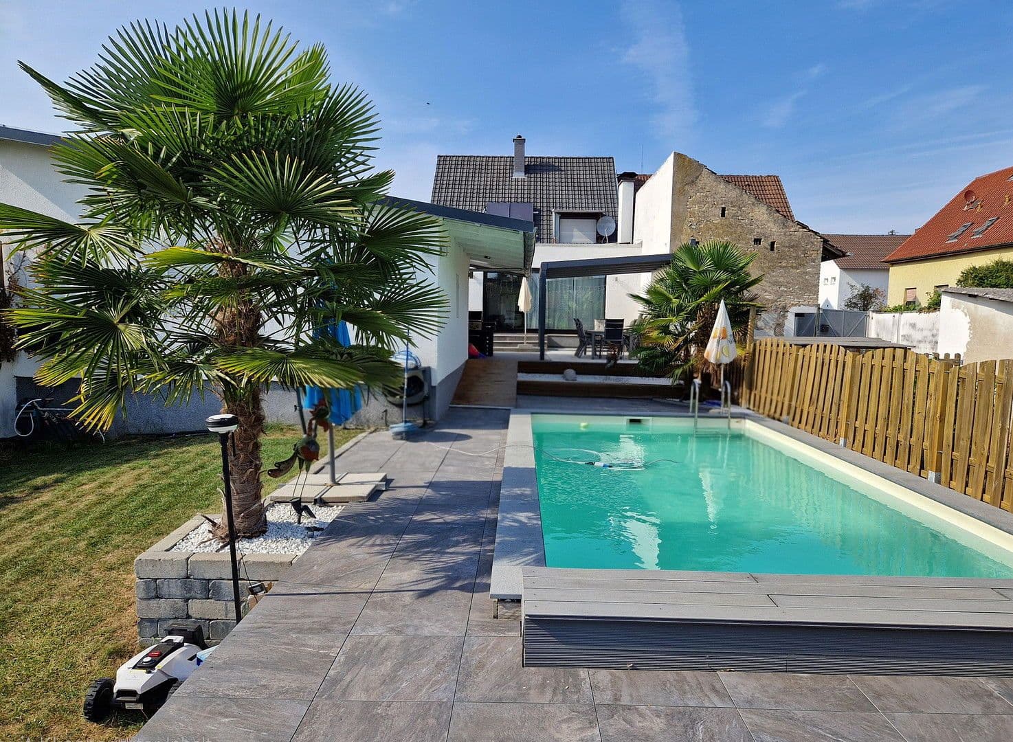 Prodej domu 155 m², pozemek 650 m², Große Rheinstraße 11, Philippsburg, Bádensko-Württembersko Prodej domu 155 m², pozemek 650 m², Große Rheinstraße 11, Philippsburg, Bádensko-Württembersko