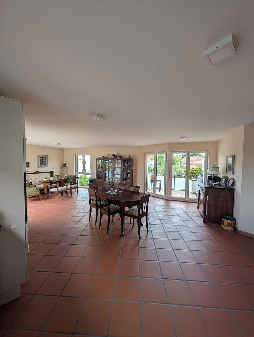 Prodej bytu 2+1 81 m², Hemigkofener Str. 16/2, Kressbronn am Bodensee, Bádensko-Württembersko Prodej bytu 2+1 81 m², Hemigkofener Str. 16/2, Kressbronn am Bodensee, Bádensko-Württembersko