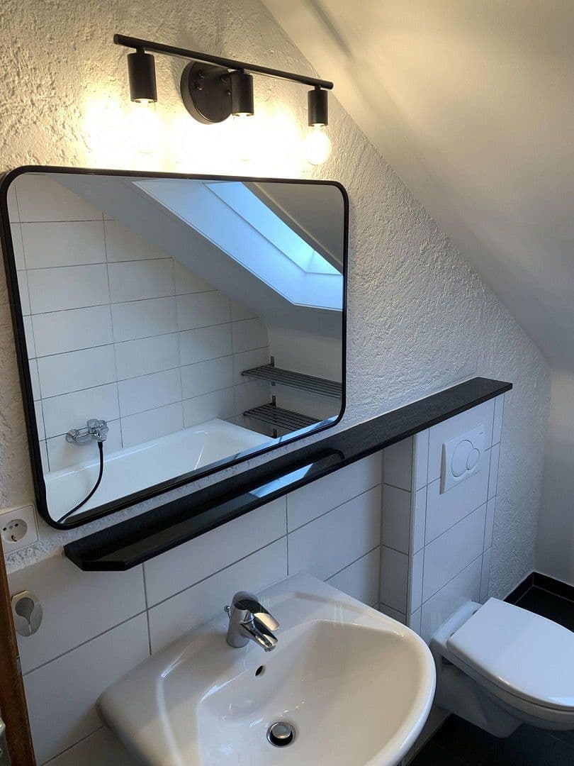 Pronájem bytu 3+1 64 m², Filderstadt, Bádensko-Württembersko Pronájem bytu 3+1 64 m², Filderstadt, Bádensko-Württembersko